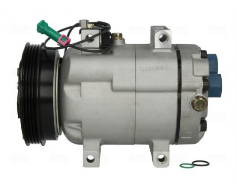 Compressor, air conditioning