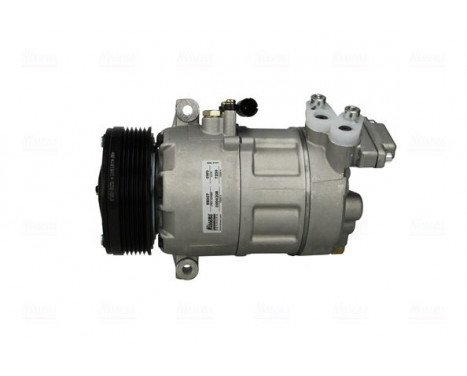 Compressor, air conditioning