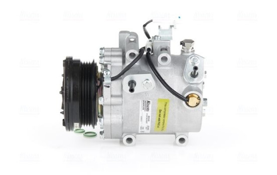 Compressor, air conditioning