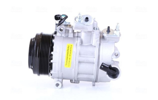 Compressor, air conditioning