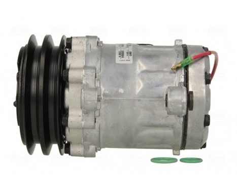 Compressor, air conditioning