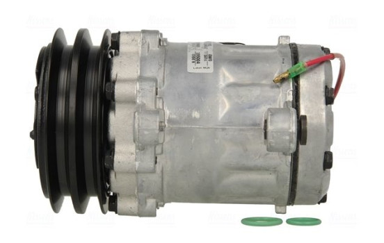 Compressor, air conditioning