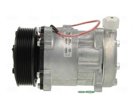 Compressor, air conditioning