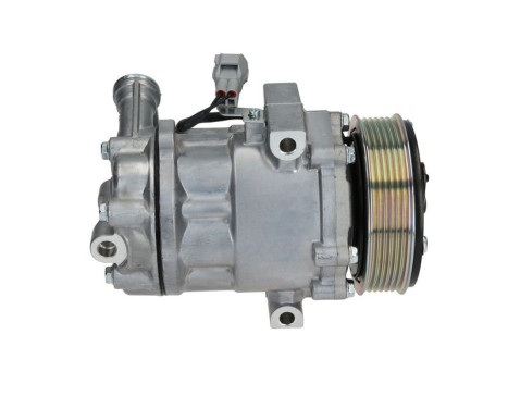 Compressor, air conditioning