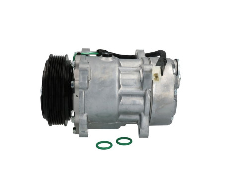 Compressor, air conditioning