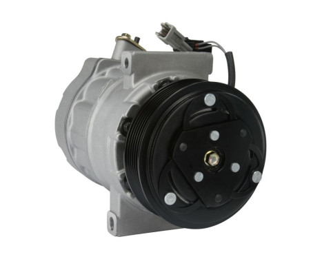 Compressor, air conditioning