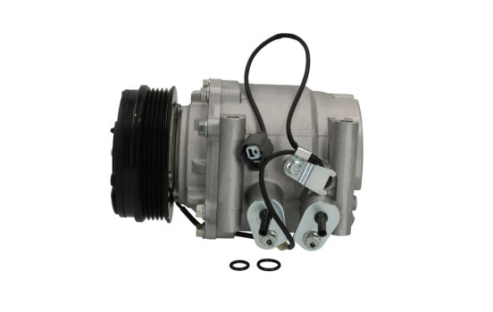 Compressor, air conditioning