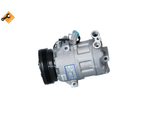 Compressor, air conditioning