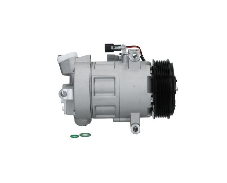 Compressor, air conditioning