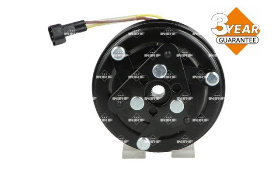 Magnetic clutch, air conditioning compressor