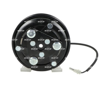 Magnetic clutch, air conditioning compressor