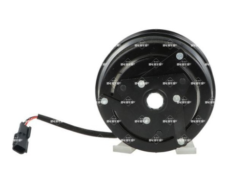 Magnetic clutch, air conditioning compressor