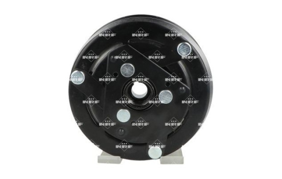 Magnetic clutch, air conditioning compressor