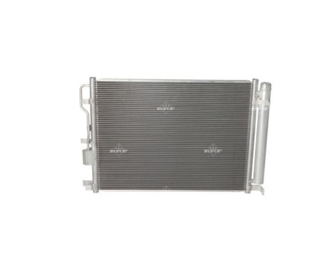 Condenser, air conditioning 350379 NRF, Image 3