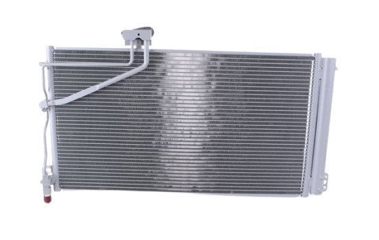 Condenser, air conditioning 940657 Nissens