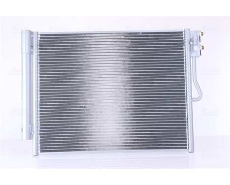 Condenser, air conditioning 940677 Nissens