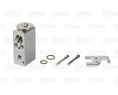 Expansion valve, air conditioning