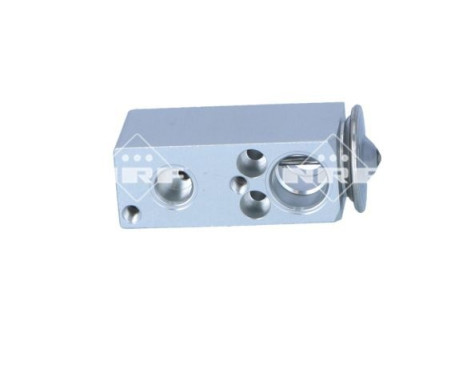 Expansion valve, air conditioning