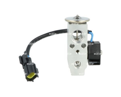 Expansion valve, air conditioning