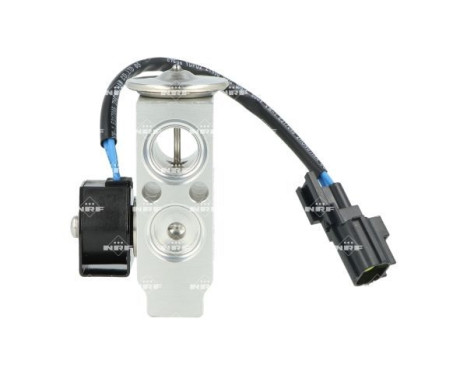 Expansion valve, air conditioning