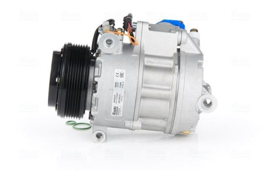 Compressor, air conditioning