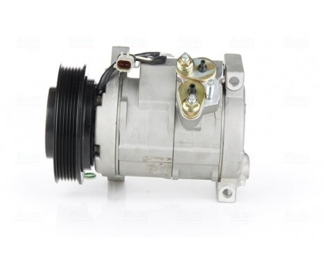 Compressor, air conditioning