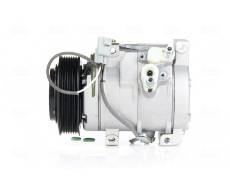 Compressor, air conditioning