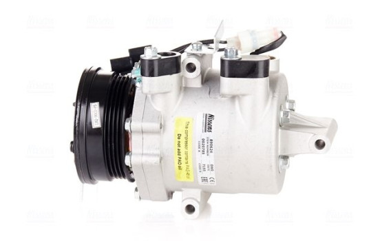 Compressor, air conditioning