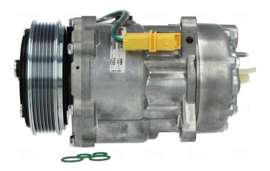 Compressor, air conditioning