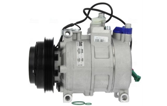Compressor, air conditioning
