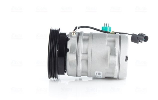 Compressor, air conditioning