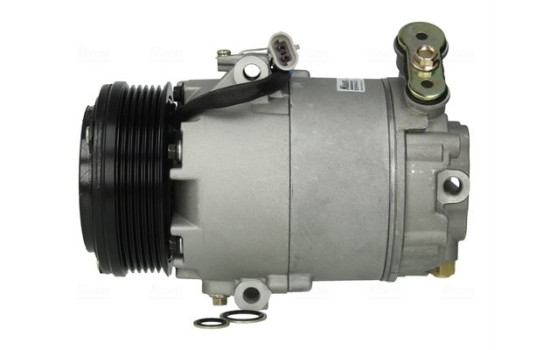 Compressor, air conditioning