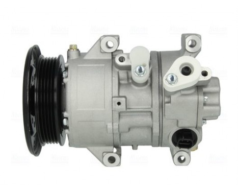 Compressor, air conditioning