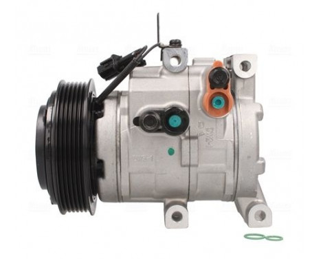 Compressor, air conditioning