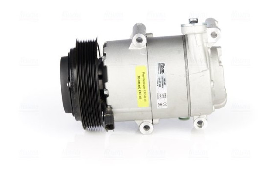 Compressor, air conditioning
