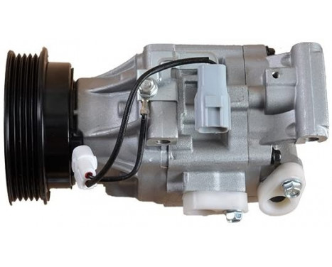 Compressor, air conditioning