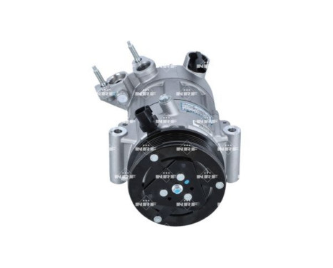 Compressor, air conditioning