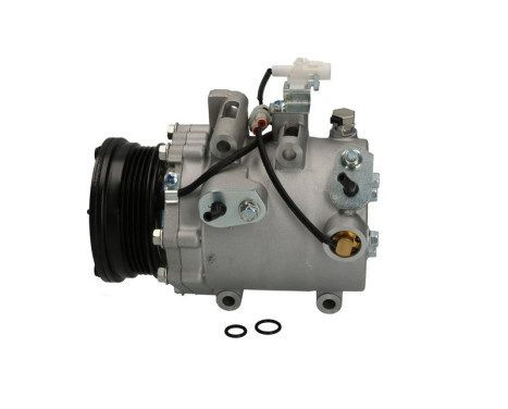 Compressor, air conditioning