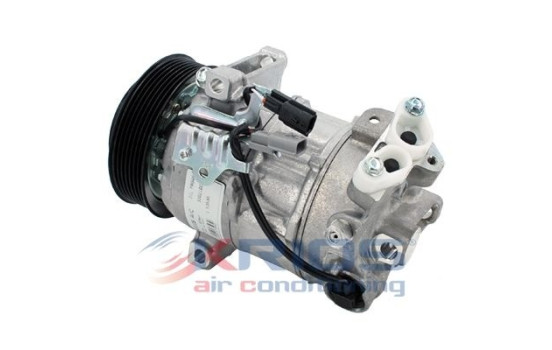 Compressor, air conditioning