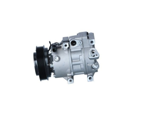 Compressor, air conditioning