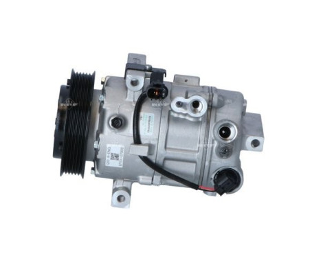 Compressor, air conditioning