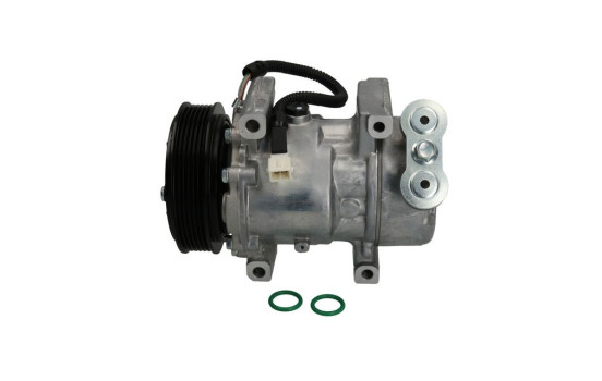 Compressor, air conditioning