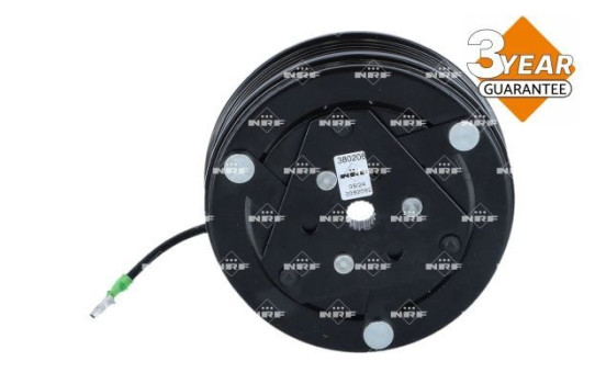 Magnetic clutch, air conditioning compressor