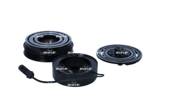 Magnetic clutch, air conditioning compressor