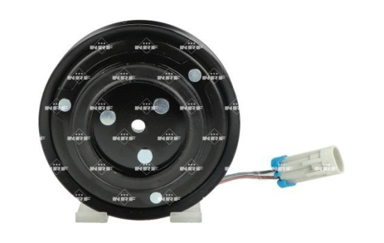 Magnetic clutch, air conditioning compressor