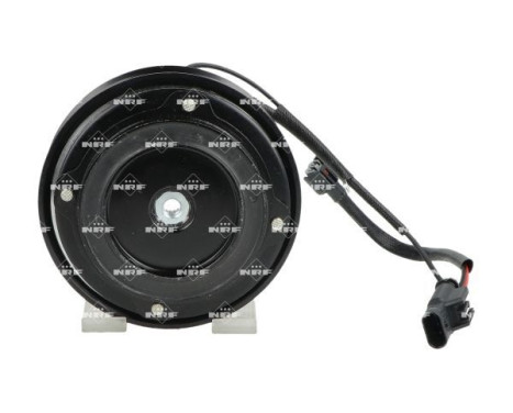 Magnetic clutch, air conditioning compressor