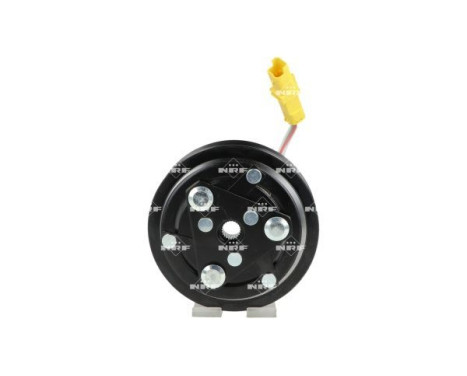 Magnetic clutch, air conditioning compressor
