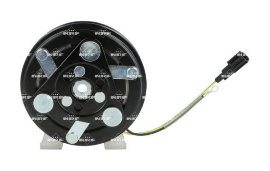 Magnetic clutch, air conditioning compressor