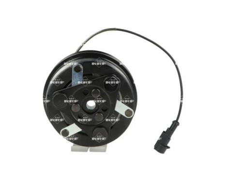 Magnetic clutch, air conditioning compressor