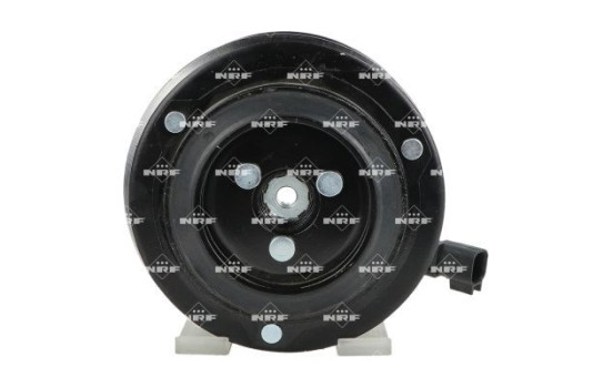 Magnetic clutch, air conditioning compressor